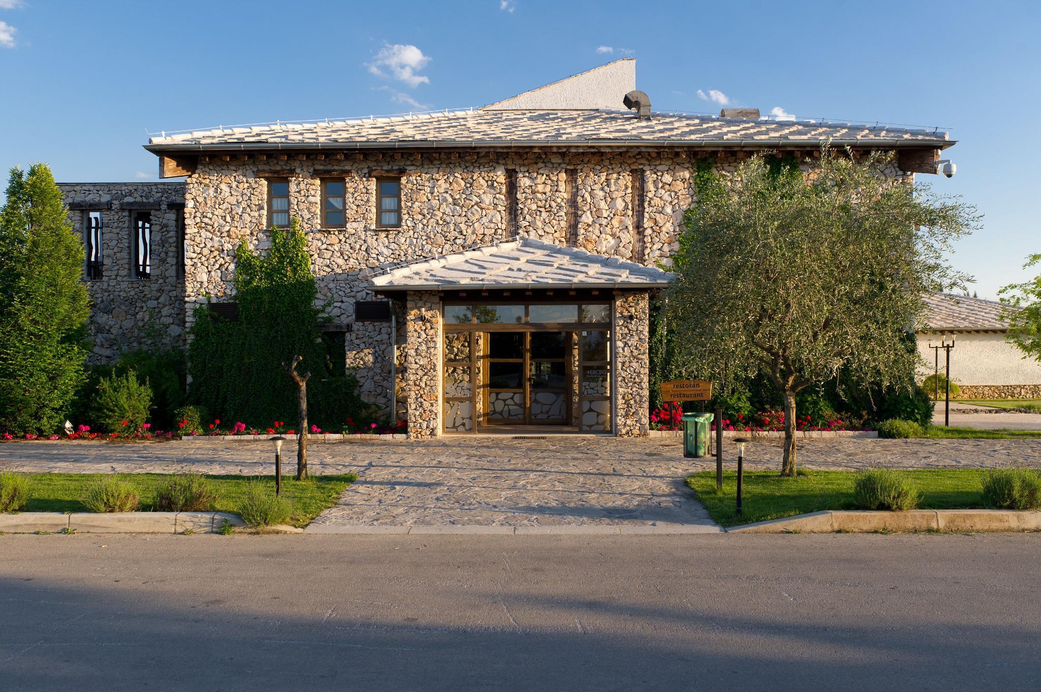 默主歌耶赫尔采民族村酒店 Međugorje 外观 照片